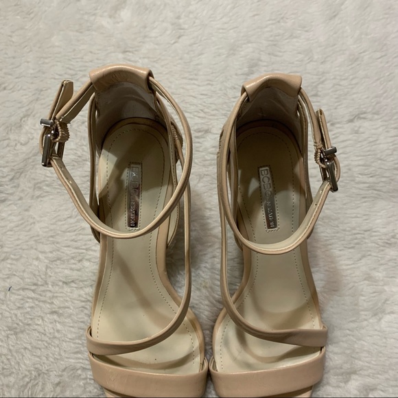 BCBGeneration Women's BG-Diego leather Sandal - Picture 8 of 12